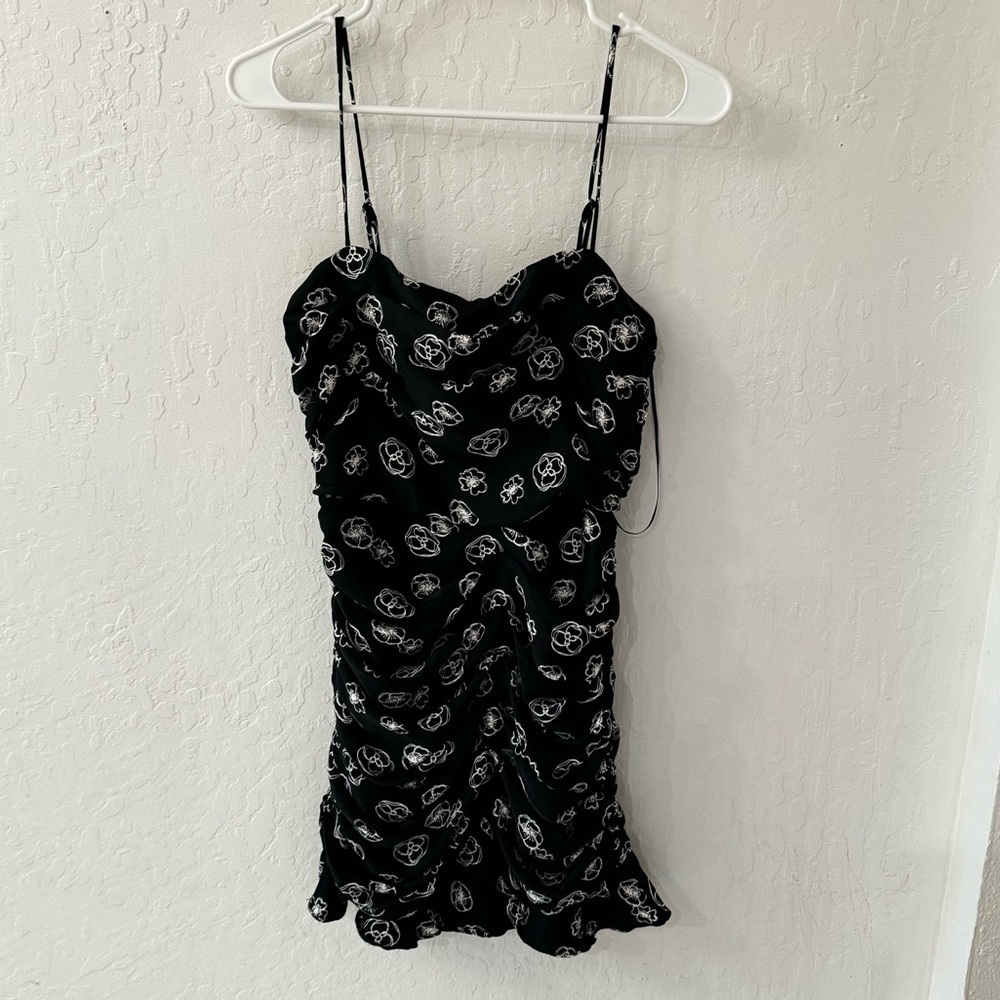 Lush Black White Floral Print Cami Ruched Flutter Mini Dress S - Picture 2 of 12